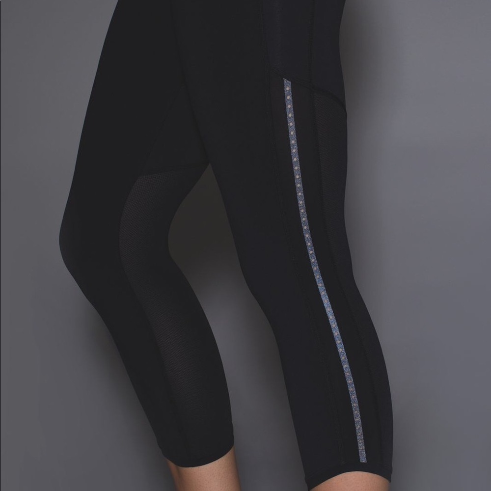 Rare! Lululemon Pace Pusher Crop Black Pigment Wave 6 - Picture 5 of 9